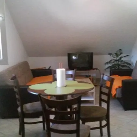 Laura Gracac (Zadar)