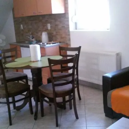 Apartman Laura Gracac (Zadar)